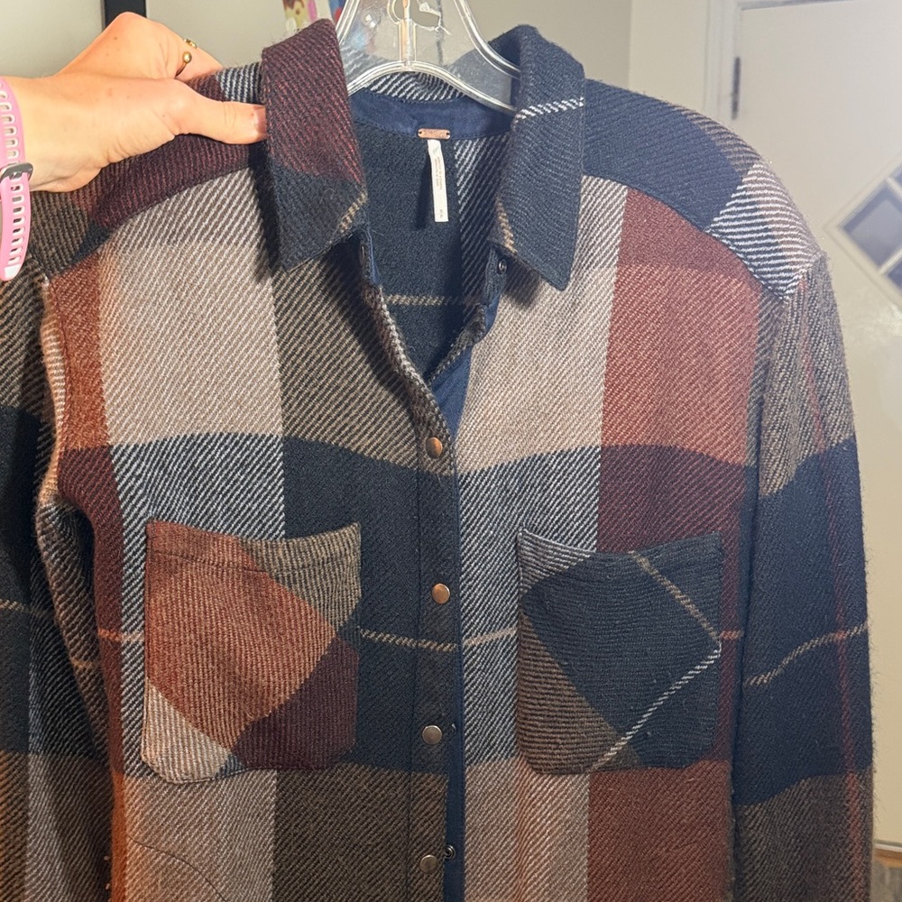 Free People Rustic Black and Navy Plaid Cardigan - Picture 3 of 4